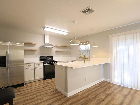 4th image of 7424 Fleming Ave