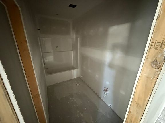 5th image of 8968 E Joshua St