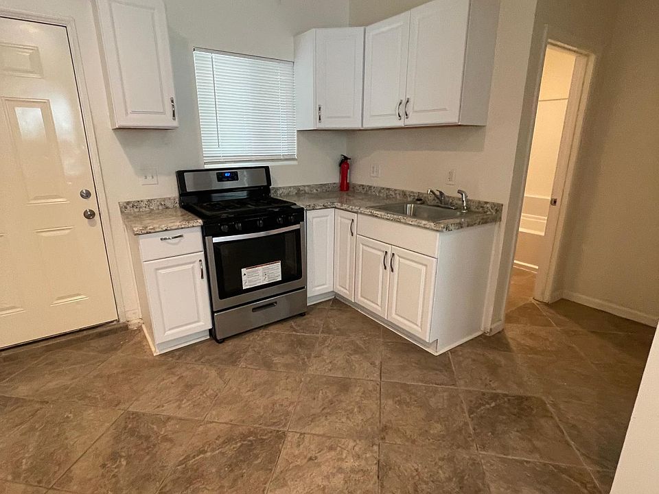 1st image of 624 Lancer Ln #1