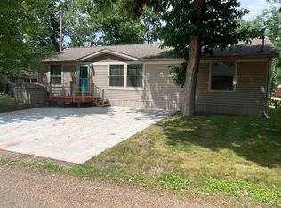 418 Timberlane Rd, Guttenberg, IA 52052