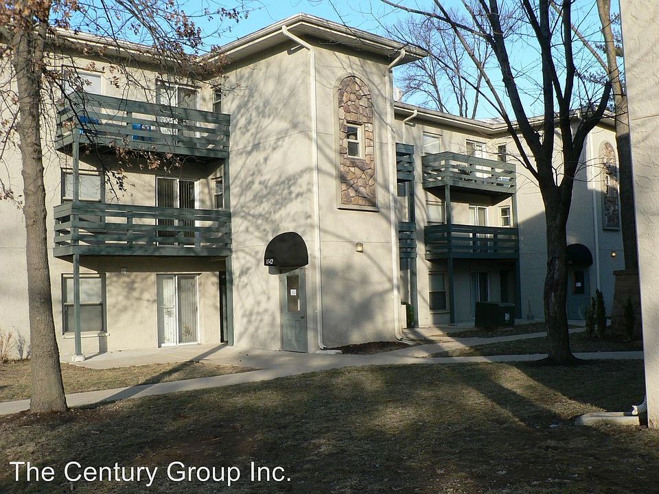 1st image of 8560 Webshire Ln APT A