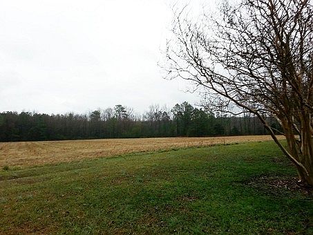 2nd image of Continental Rd