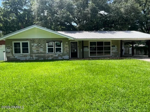 106 Homas Rd, Lafayette, LA 70501