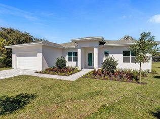 1969 Primrose Ln, Wellington, FL 33414