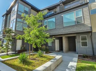 7703 S Navarro View Ct, Midvale, UT 84047