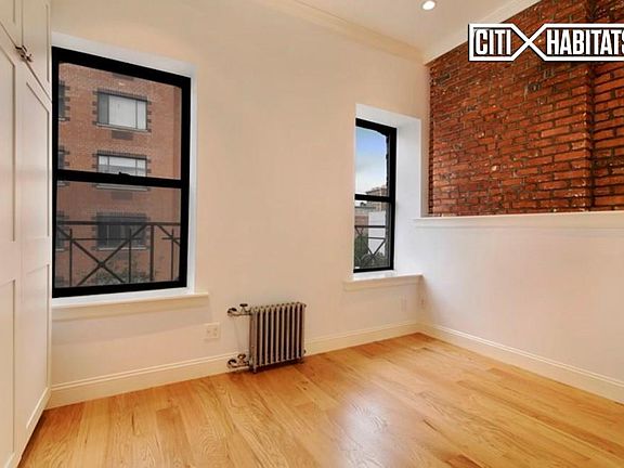 4th image of 264 Elizabeth St APT 8