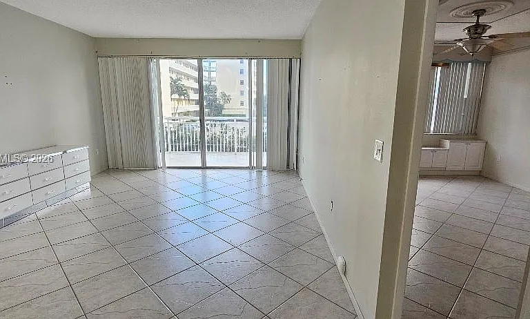 18041 Biscayne Blvd #203 — Photo 6