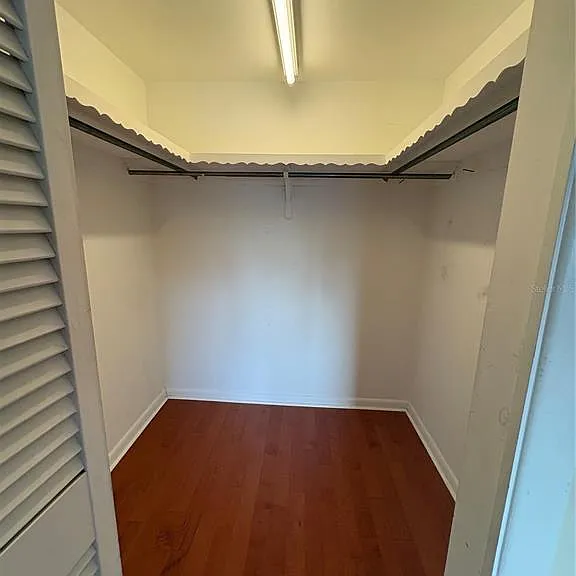 5220 Brittany Dr S #803 — Photo 26