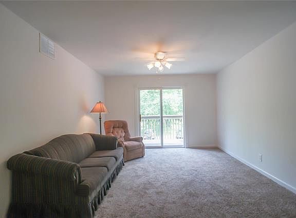 3rd image of 2785 Blackforest Dr APT C