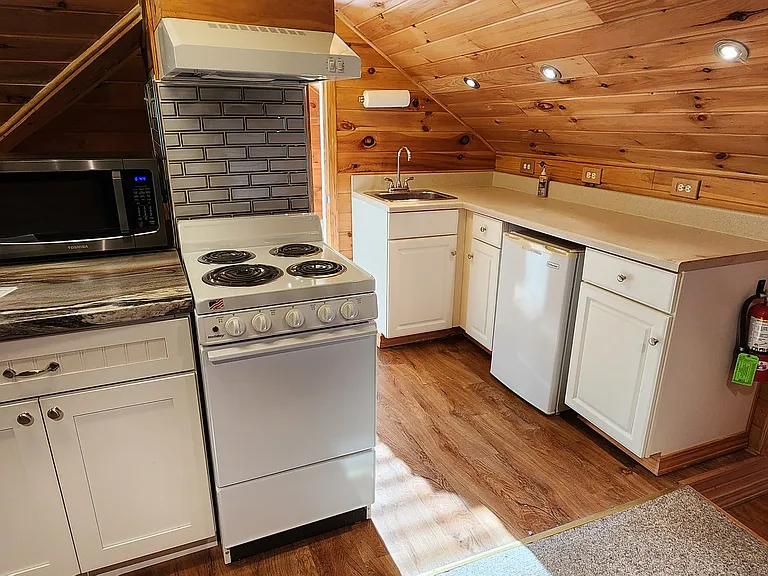 222 S Township Rd #D — Photo 4