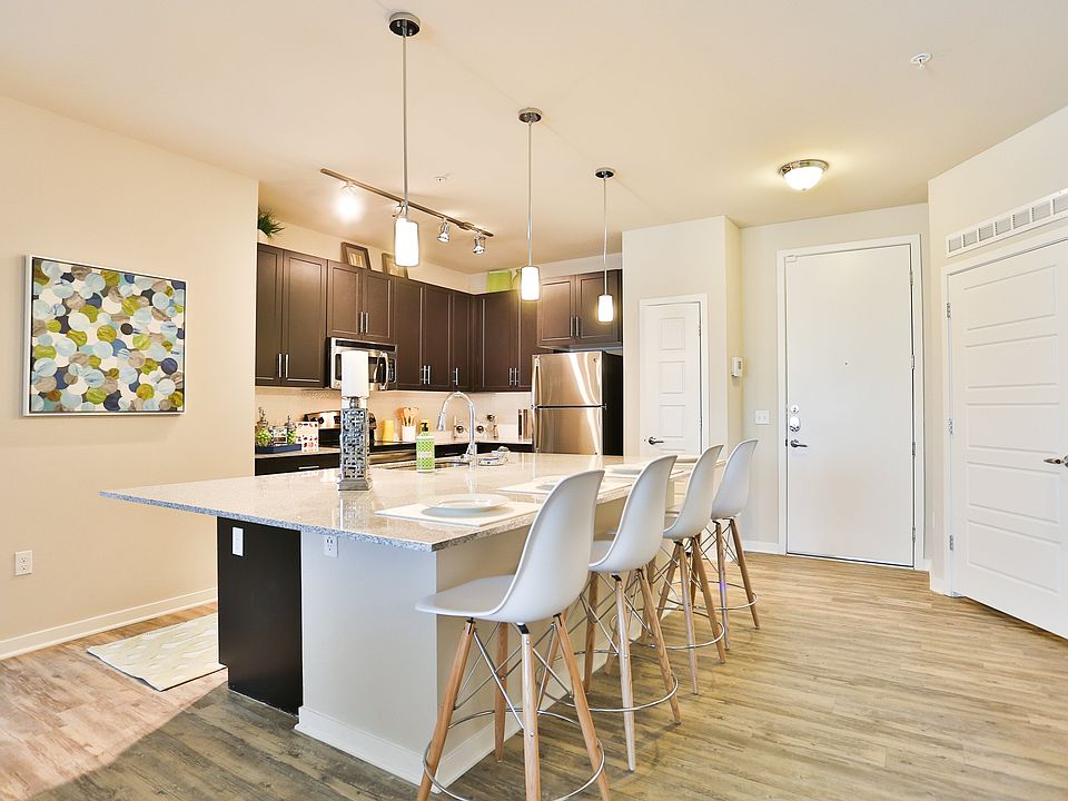 Alta Steelyard Lofts Apartments