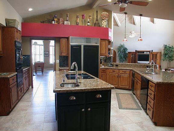 Kitchen, slab granite 