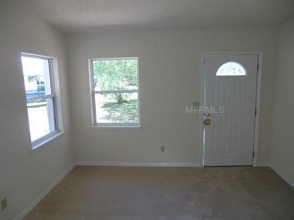 2nd image of 400 E 2nd St