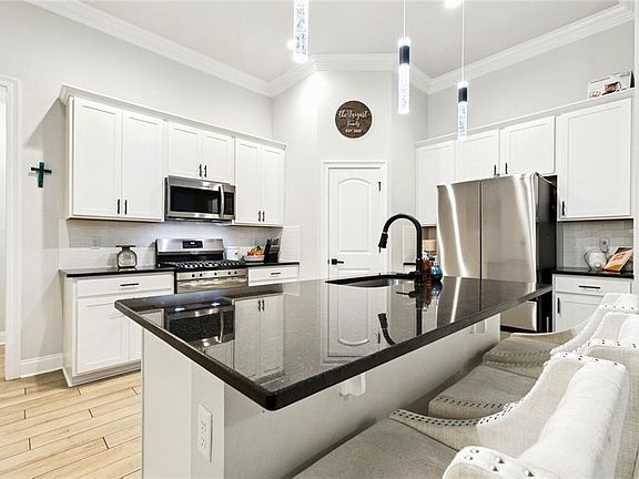 5th image of 269 Hidden Cypress Dr