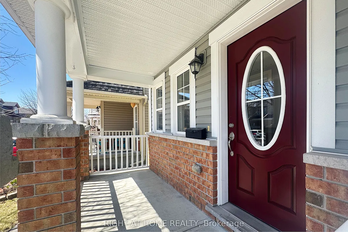 Building Photo - 348 Gallantry Way