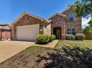 500 Kingfisher Ln, Leander, TX 78641