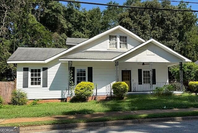 1st image of 424 S Green St
