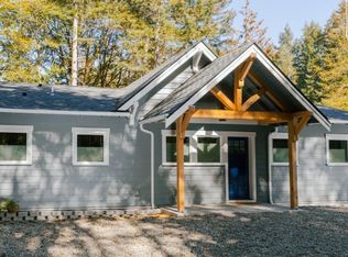 8686 NW Wildcat Lake Rd, Bremerton, WA 98312