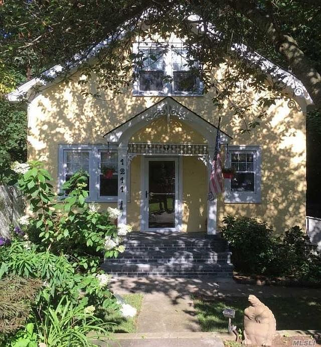 1st image of 1211 Waterview Dr