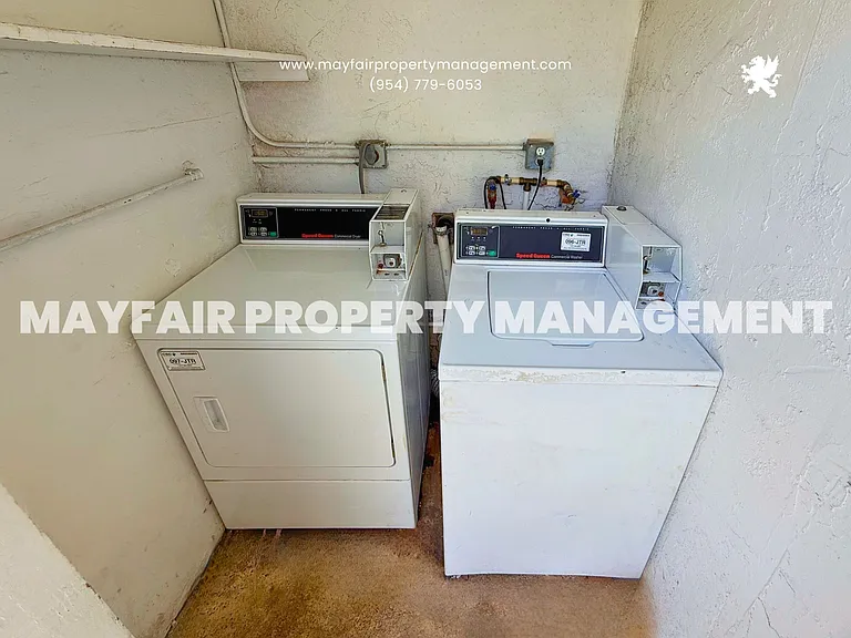 3741 SW 59th Ter #1 — Photo 14