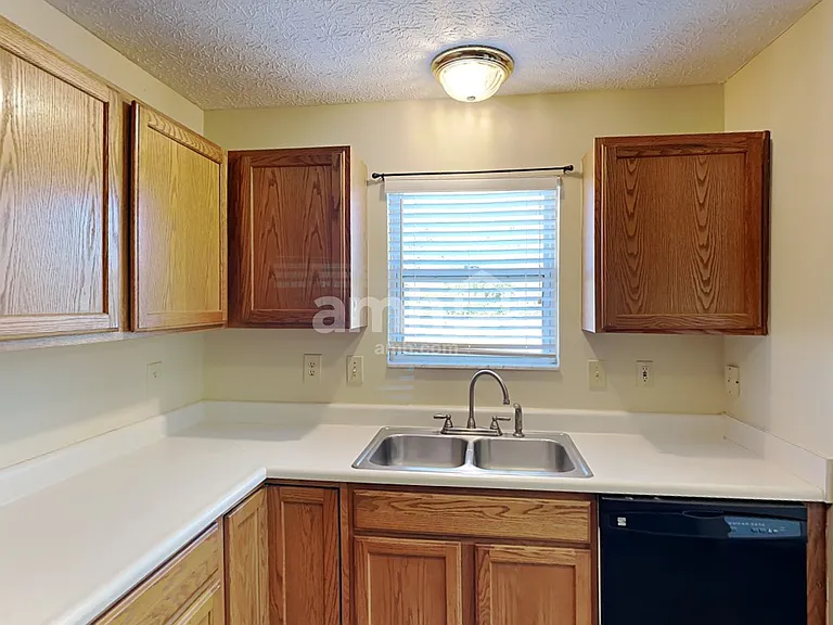 1064 Amherst Blvd — Photo 3