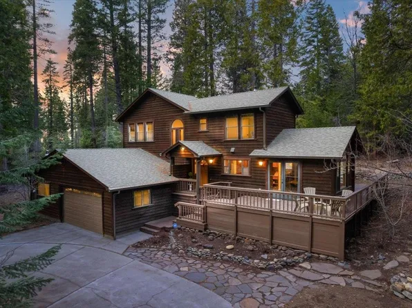 1901 Shasta Acres Rd, Mount Shasta, CA 96067