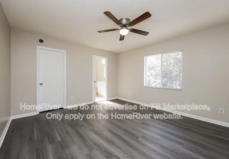 3716 SW 6th Pl — Photo 9