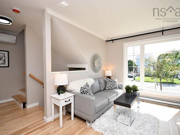 3rd image of 24 Osborne Dr