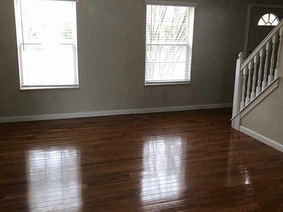4th image of 6247 Wynford Dr