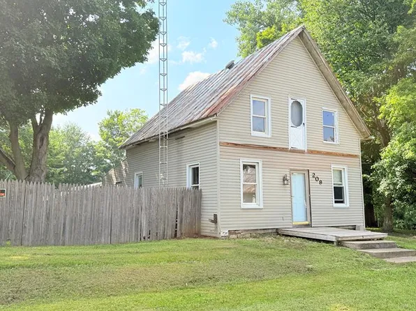 209 S Ayers St, Nevada, OH 44849