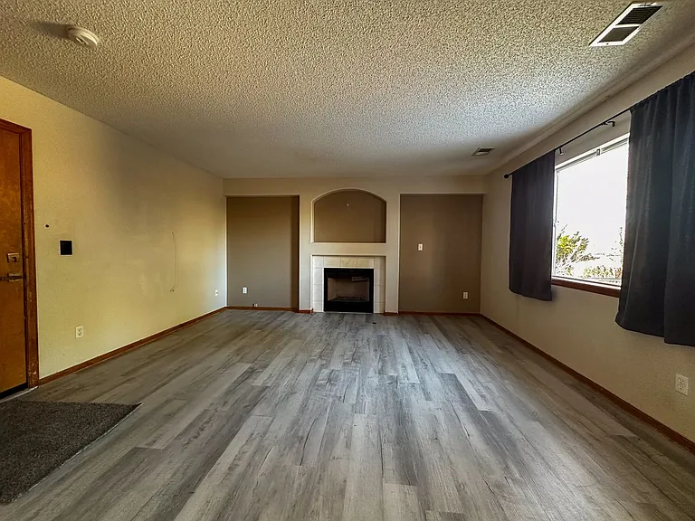 10880 Acadia Pl — Photo 12