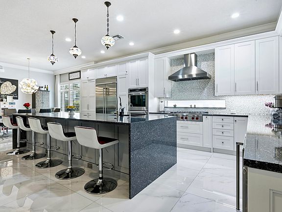 2nd image of 155 Lucia Court