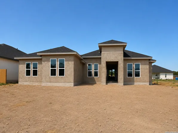 816 Ceniza, Eagle Pass, TX 78852