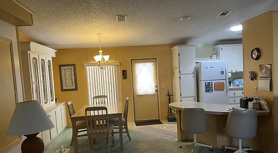 2 bed, 1100 sqft, $1,500 — Photo 3