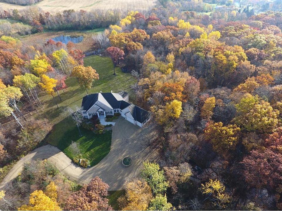 Welcome home to 20371 Panama Avenue in Prior Lake! From the moment you drive up the secluded driveway surrounded by trees you will feel a sense of serenity that only a country home can offer yet you are only 10 minutes to shopping and entertainment.