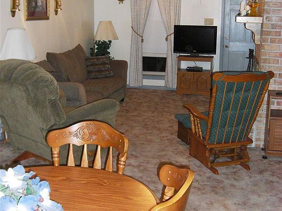 5th image of 42056 Shadow Creek Ave
