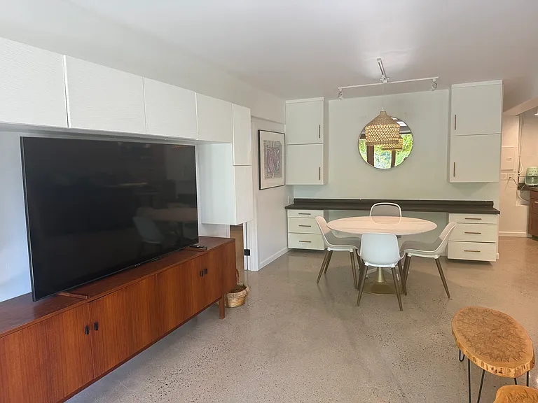 1215 Bluebird Canyon Dr — Photo 4