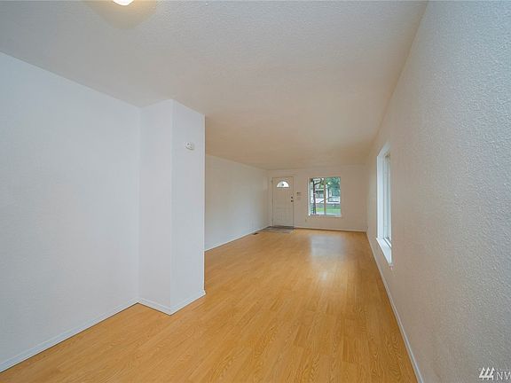 4th image of 1709 S 23rd St