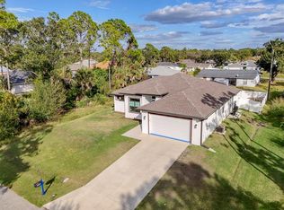 2756 Vedado St, North Port, FL 34286