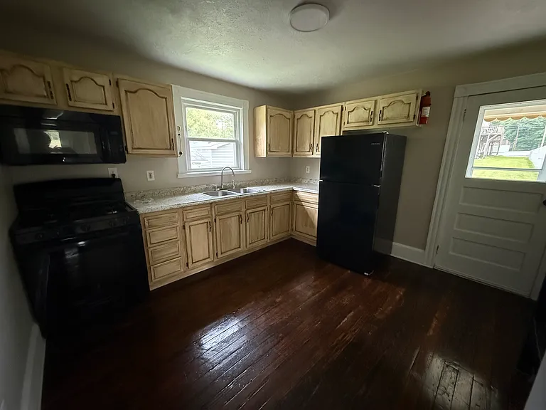 130 Cunkleman Rd — Photo 6