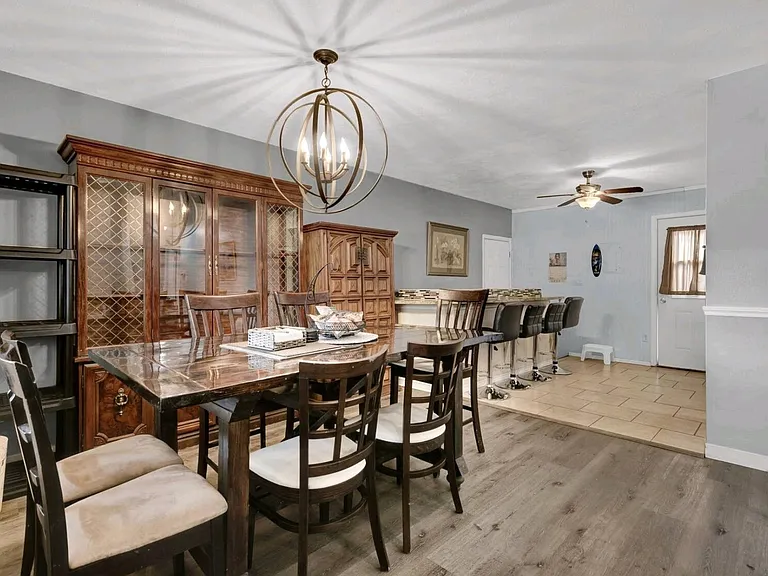 341 Longfellow Dr — Photo 9