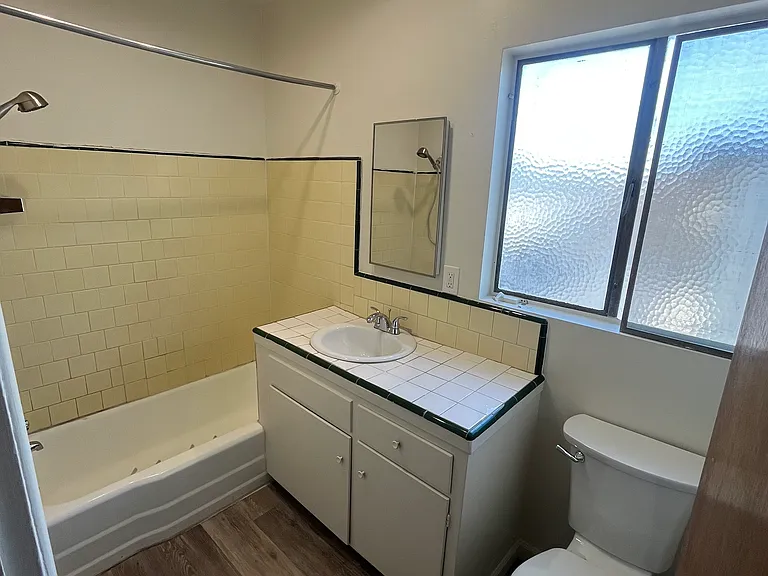 254 E Orlando Way #254.5 — Photo 6