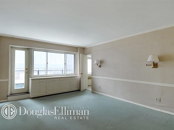 4th image of 249 E 48th St APT 17C