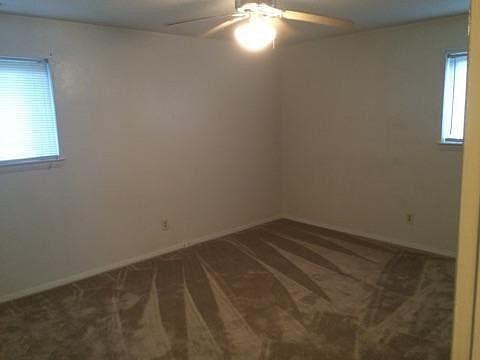 Master Bedroom (1)