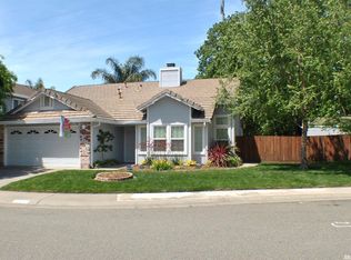 8832 Hiddenspring Way, Elk Grove, CA 95758
