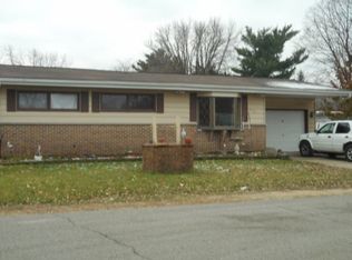 610 W Menomonie St, Belvidere, IL 61008