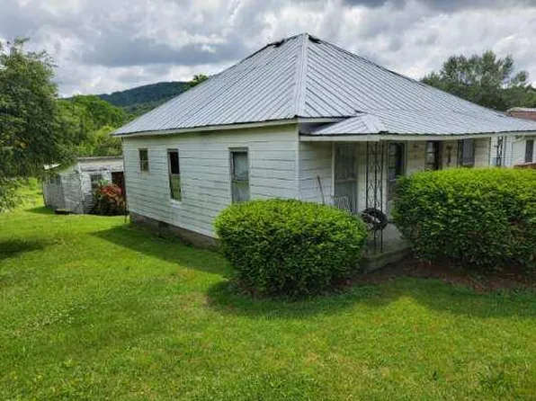 298 Meadow Bridge Rd, Meadow Bridge, WV 25976