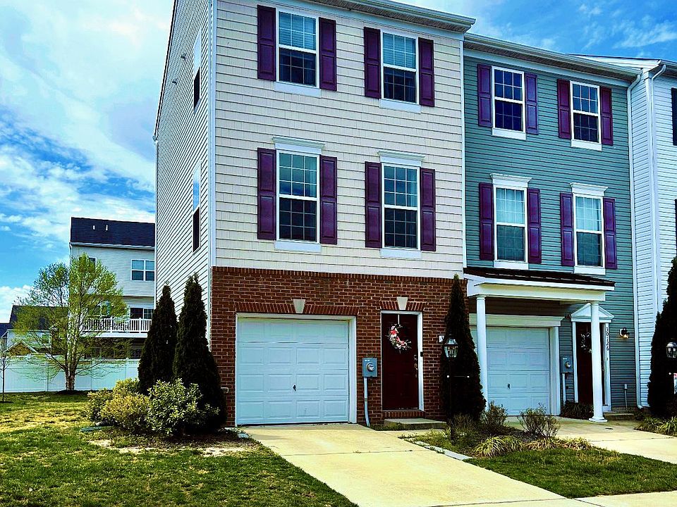1st image of 30128 Bladen Dr