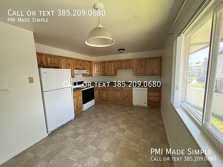 567 N 880 E #6 — Photo 4