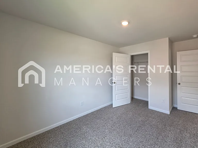 127 Jonboy Ave — Photo 16